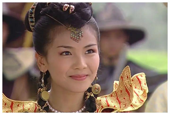 《还珠3》太奇妙,两位格格婚姻事业双失意,配角活成人生主角