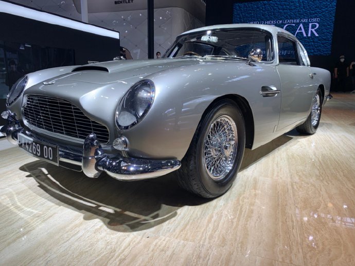 关键词: 新车发布阿斯顿·马丁Vantage我要反馈