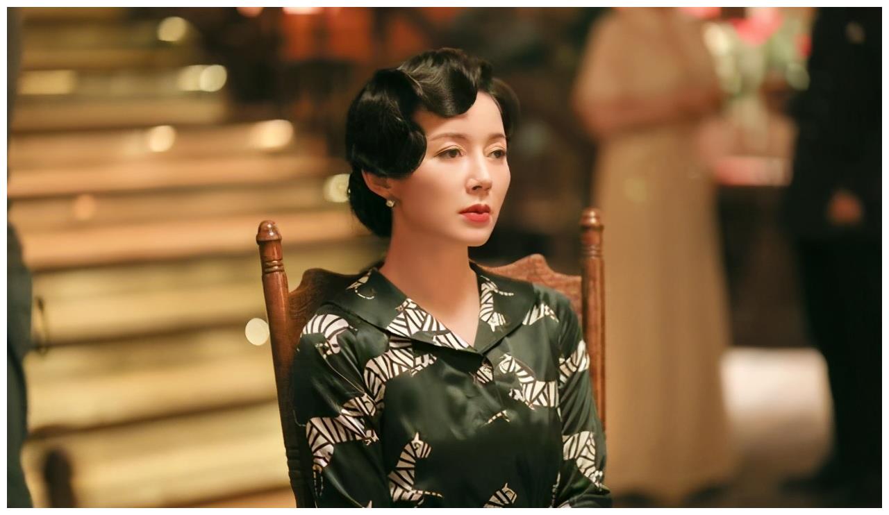 40岁赛貂蝉刘敏曾是知名主持人转行当演员后成古装女神