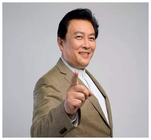 最受观众喜爱的十大老戏骨,男演员占九个,第一当之无愧