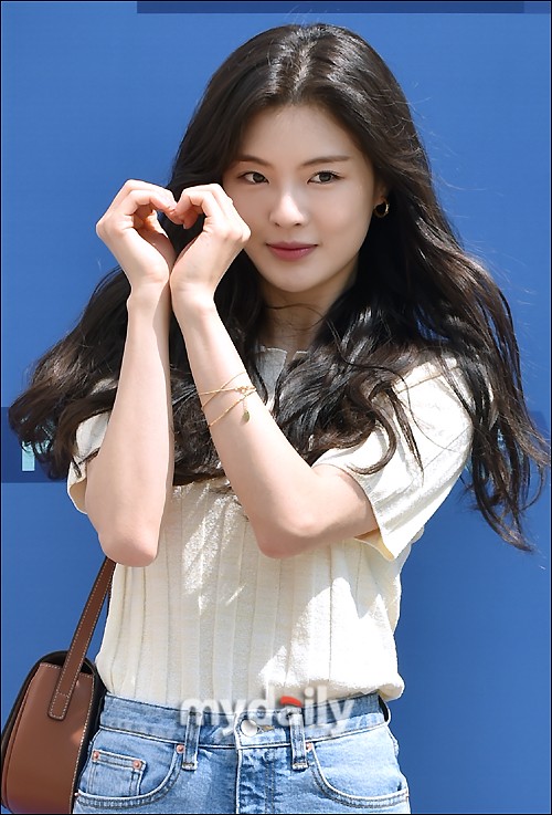 韩国女艺人李先彬出演sbs电台两点出逃节目