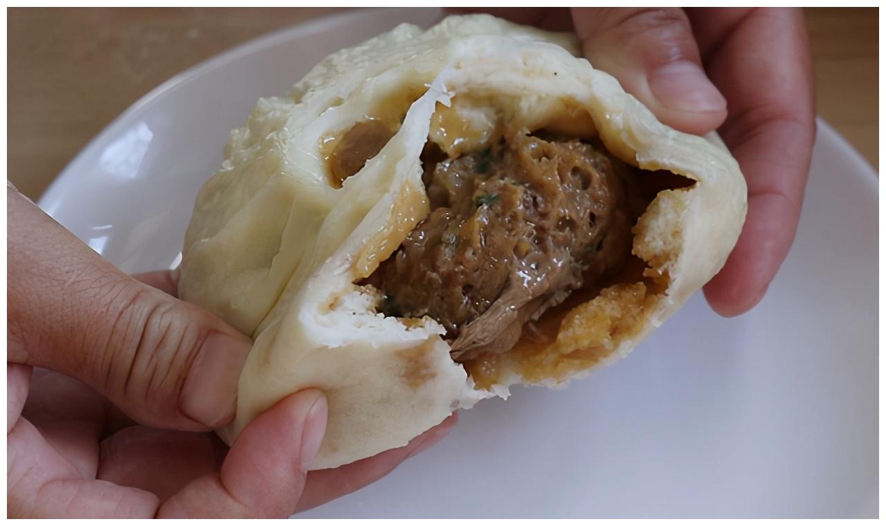 天冷早餐要吃好,教你做鲜汁大肉包,早餐店配方,肉馅抱团又多汁