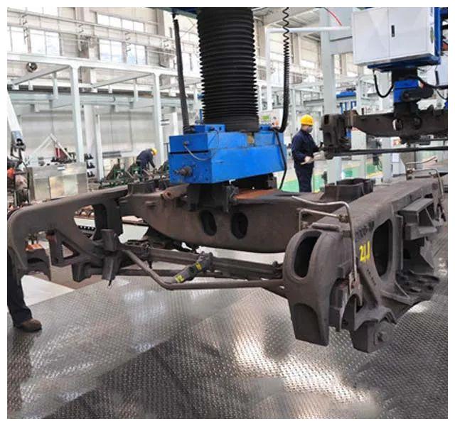 铁路货车段修转k2型转向架承载鞍检查