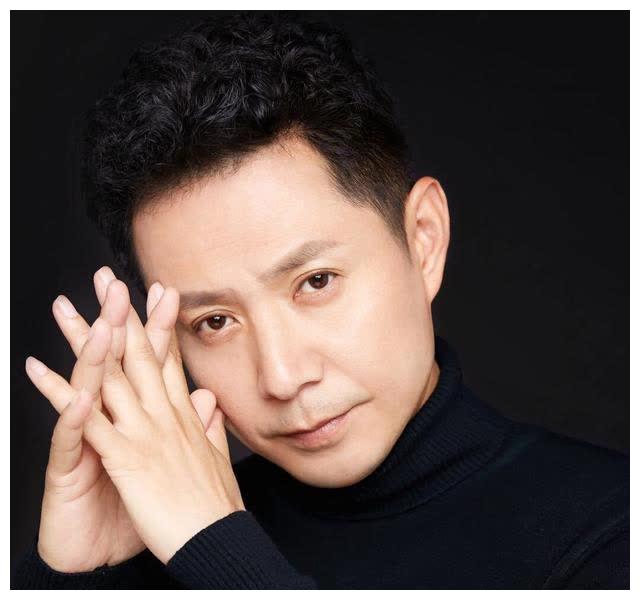 郭广平曾娶小11岁话剧花旦结婚15年0绯闻今一家三口其乐融融