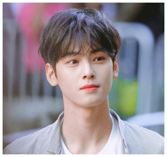 97年是什么神仙年份怎么出这么多帅哥明星97年的男明星小盘点