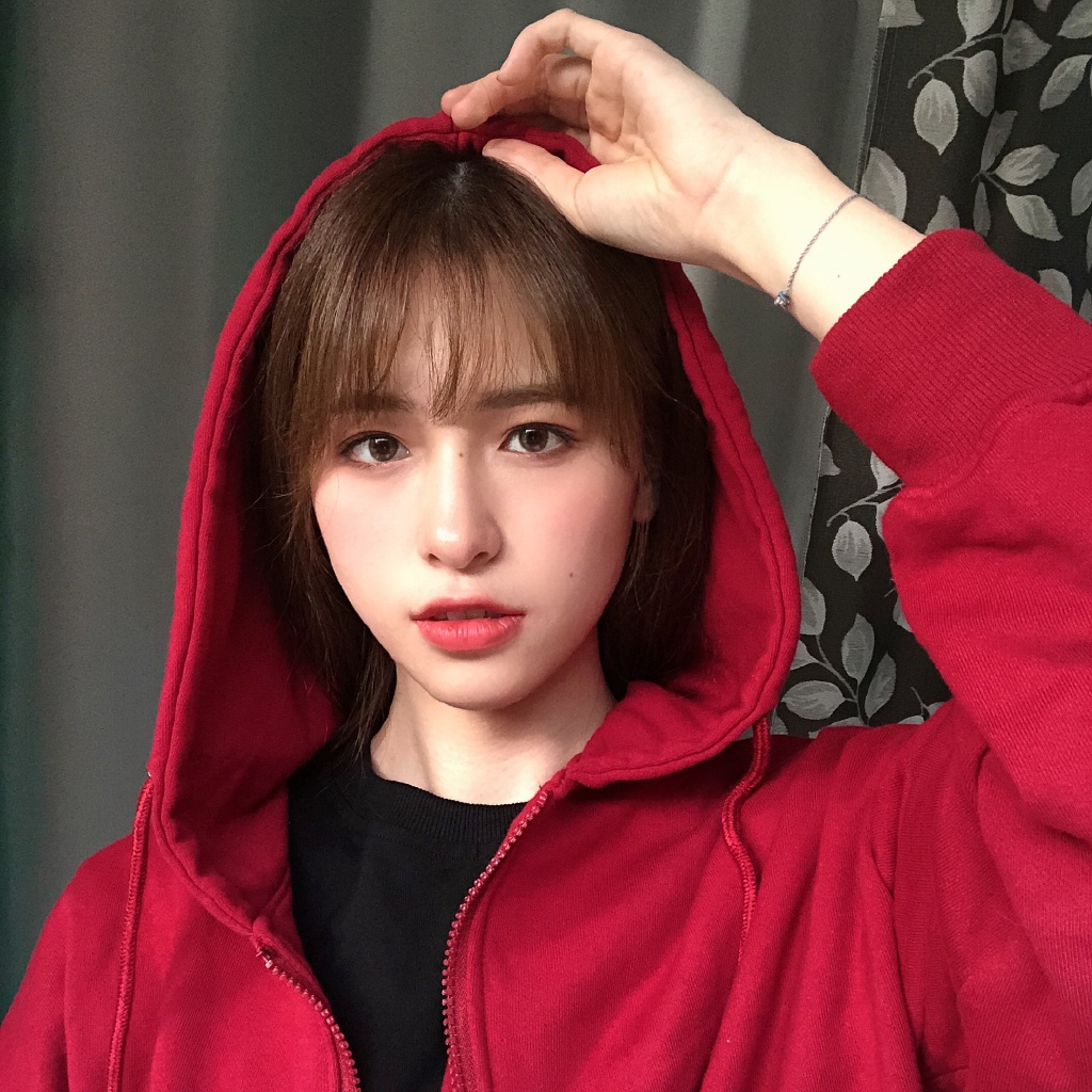 可爱美少女gnz48-杨可璐迷人美照真好看_高清图集_新浪网