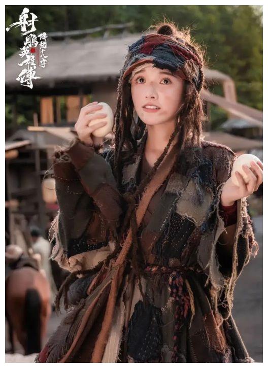 美文&美图:林妍柔,能成为超越经典的蓉妹妹吗?