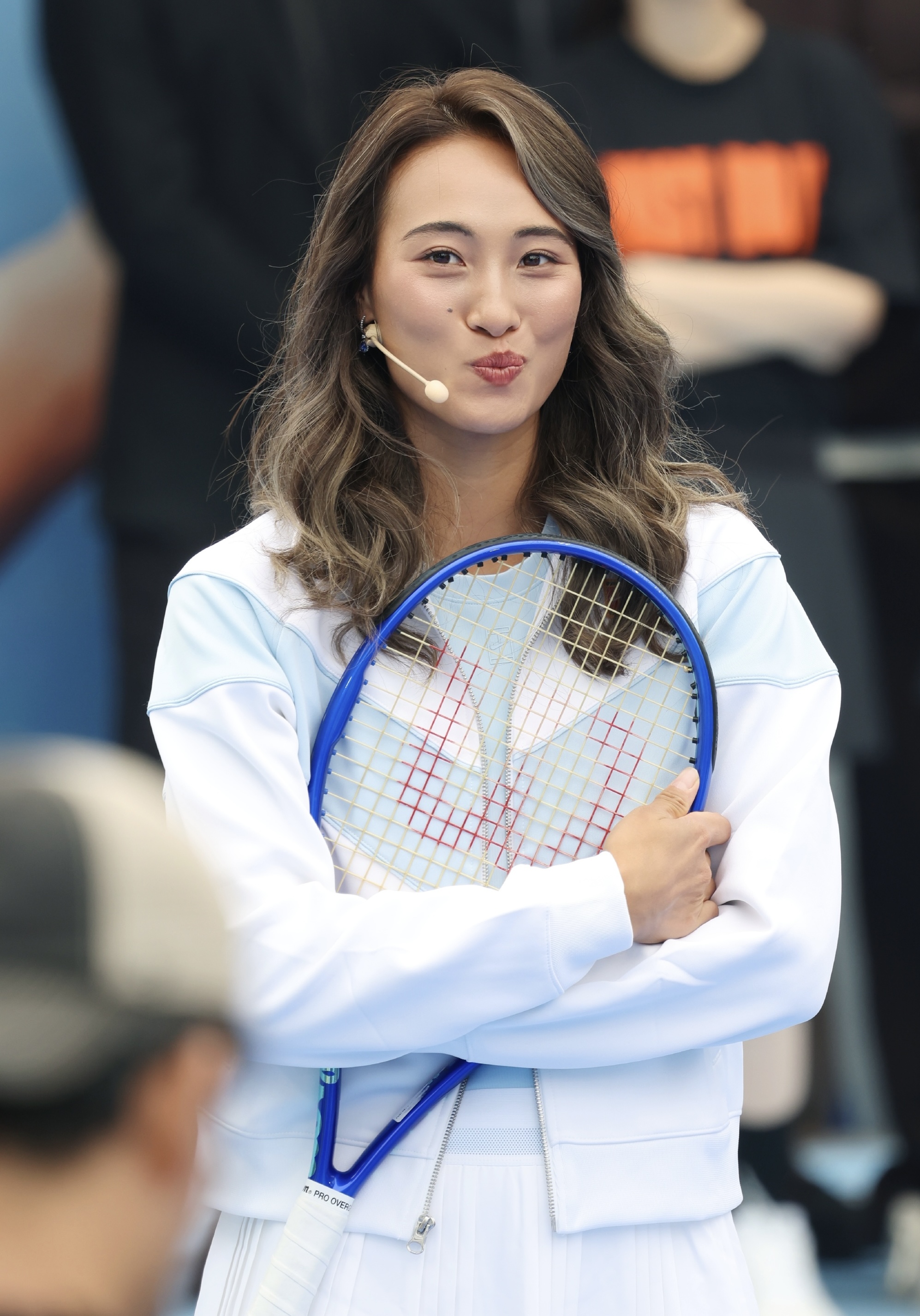 当郑钦文与莱巴金娜在墨尔本提前交锋，这场澳网前哨战将如何预热她们的大满贯征程？