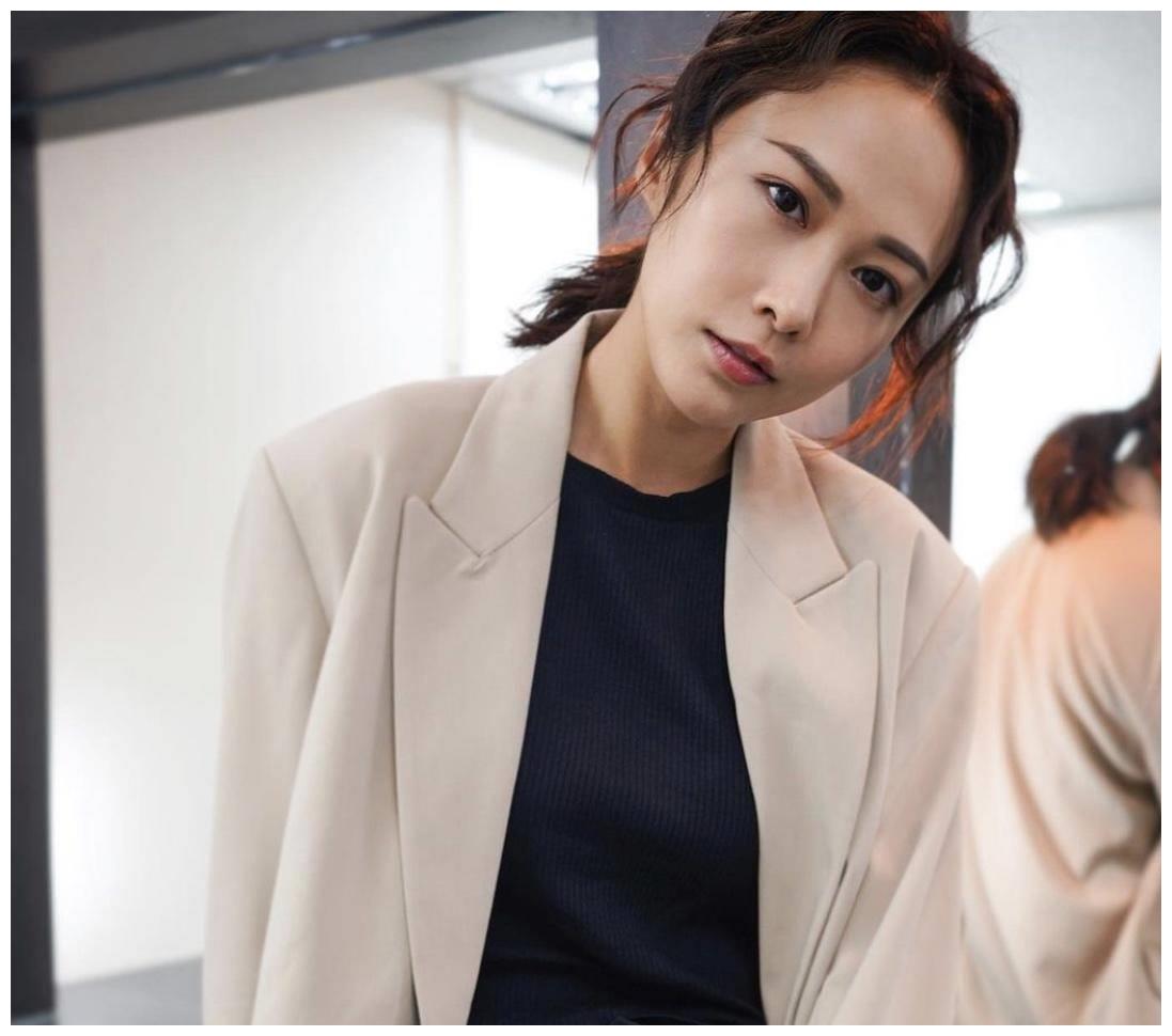 汤怡现身活动宣传,透露曾因唱歌难听,被人拒绝当不成歌手