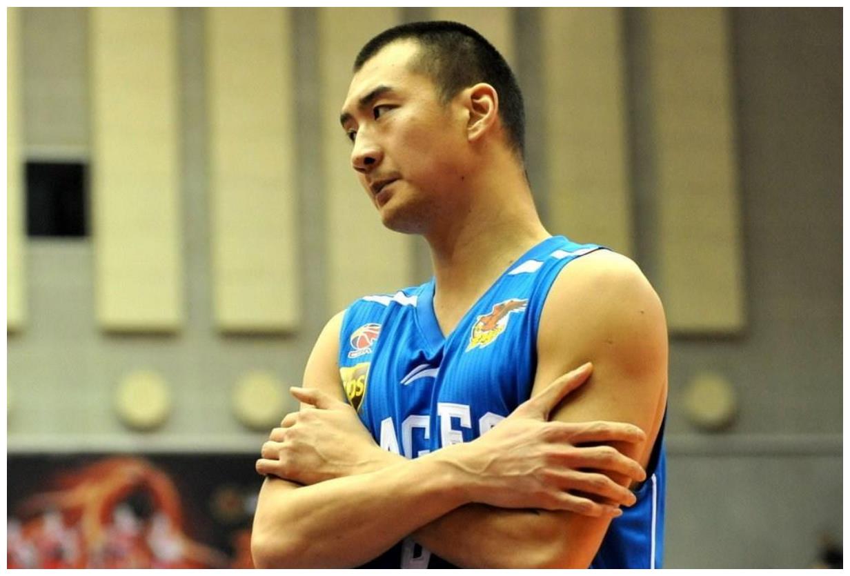 对于薛玉洋这个名字,现在很多球迷完全不了解,他可是中国最有天赋的