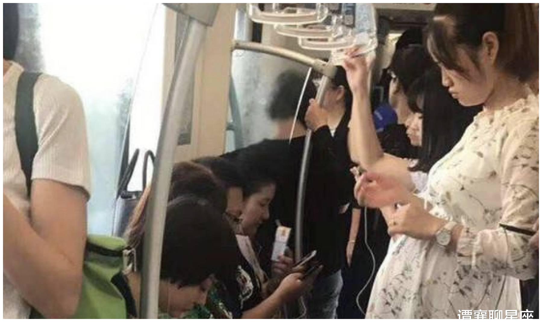 孩子地铁上没让座，被老人大骂没教养，宝妈霸气回怼被所有人夸赞休闲区蓝鸢梦想 - Www.slyday.coM