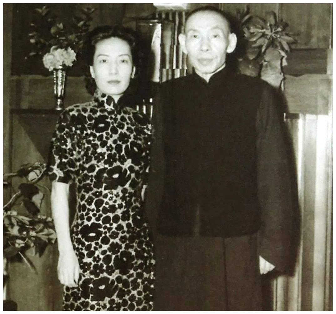 孟小冬在43岁时嫁给了62岁的杜月笙这个愿用生命娶她的男人