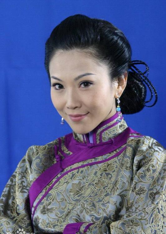 七十二家房客韩师奶饰演者董潼