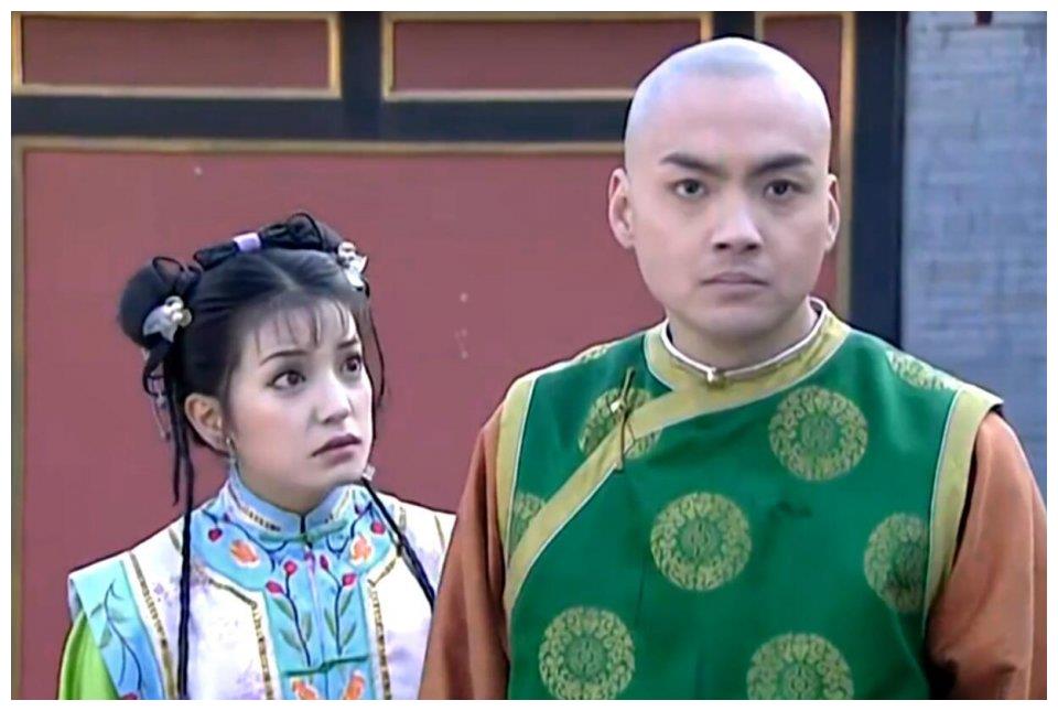 谁还记得小燕子的真名萧剑隐瞒了小燕子的身世永琪吃飞醋