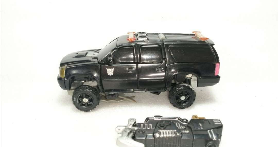 变形金刚:狂派成员中的个中极品 战损涂装曲轴箱