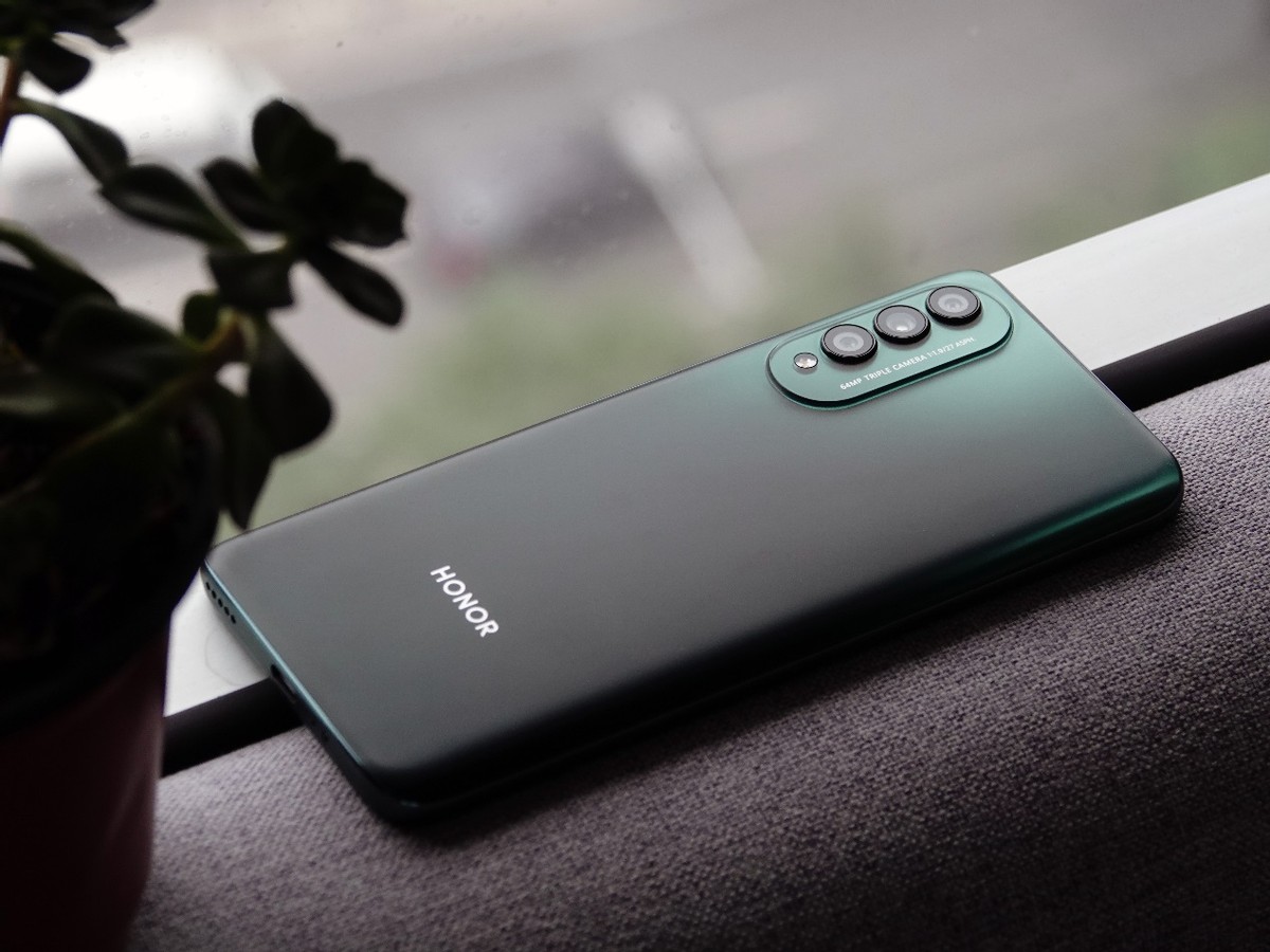 荣耀x20se测评2000元以下价位高颜值代表作