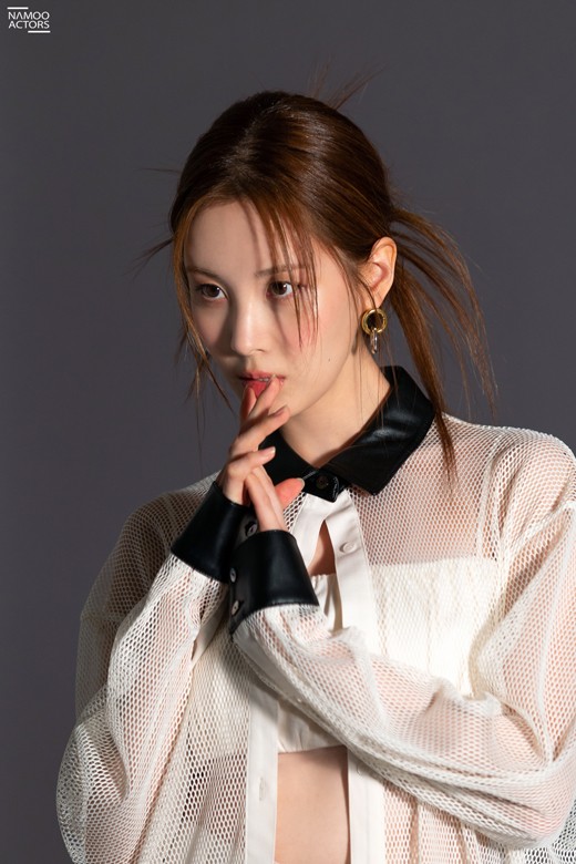 韩国女艺人徐贤最新杂志写真曝光