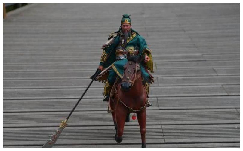 关羽死后他的青龙偃月刀和赤兔马都去哪了结局可悲可敬