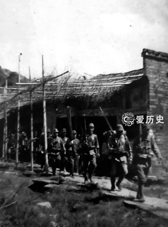 万家岭大捷激战现场照 中国军队一炮差点要了日本中将小命|日军|隘口|中国军队_新浪新闻