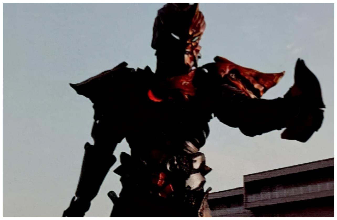 泽塔奥特曼玩具王杂志情报机械赛罗与泽塔大战伽古拉和赛雷布洛