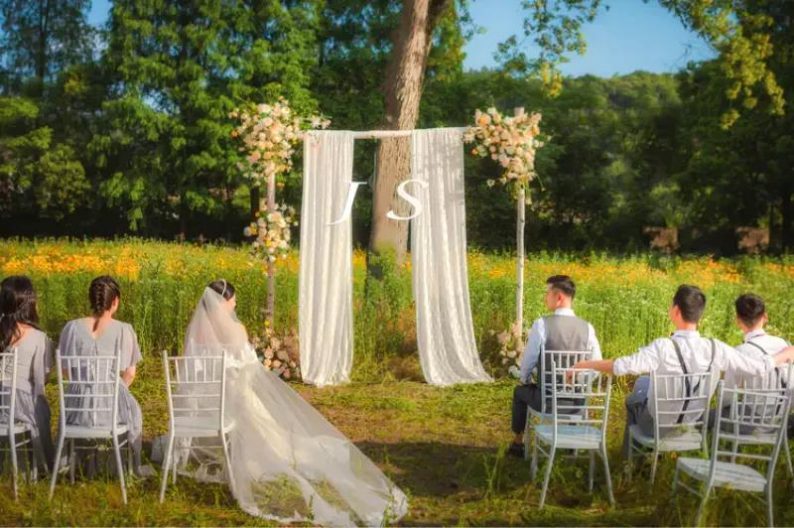 不到1万元，如何办一场小而美的婚礼？休闲区蓝鸢梦想 - Www.slyday.coM