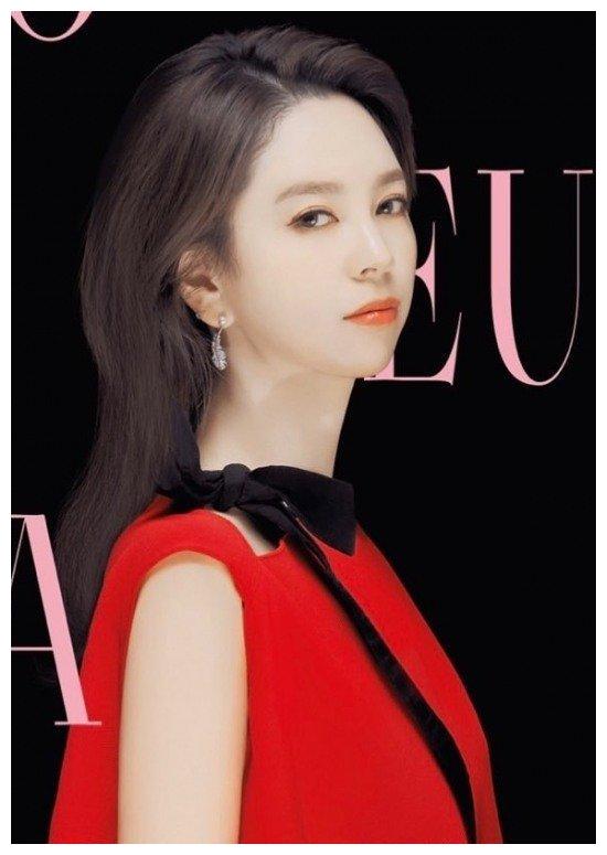 撞脸懵智 2ne1朴春晒 亲姐 照片 优雅美貌吸睛 财经头条