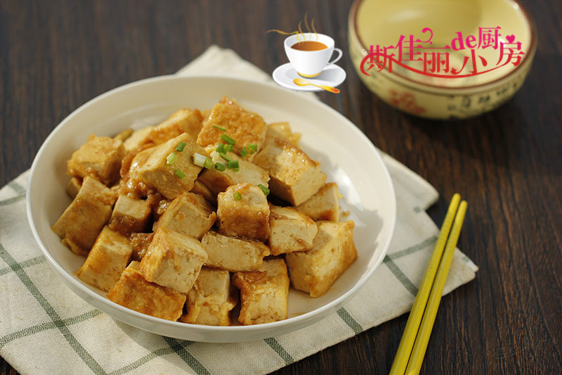 说起豆腐,是一种很大众很家常的食材,它在百姓餐桌上座率非常高, 豆腐