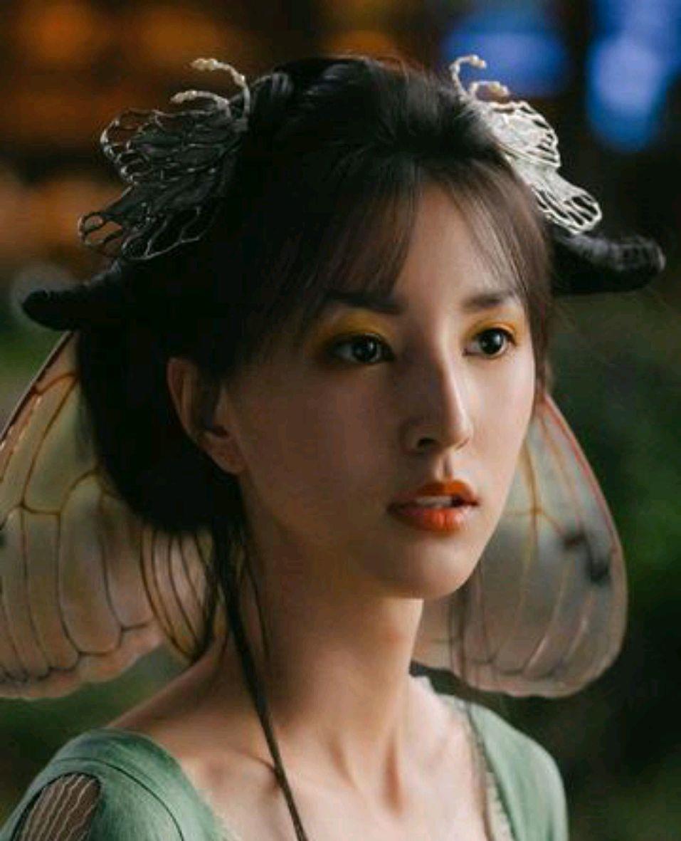 演蝴蝶精惊艳,演杨玲子被骂,26岁的她,在《一生一世》很讨喜