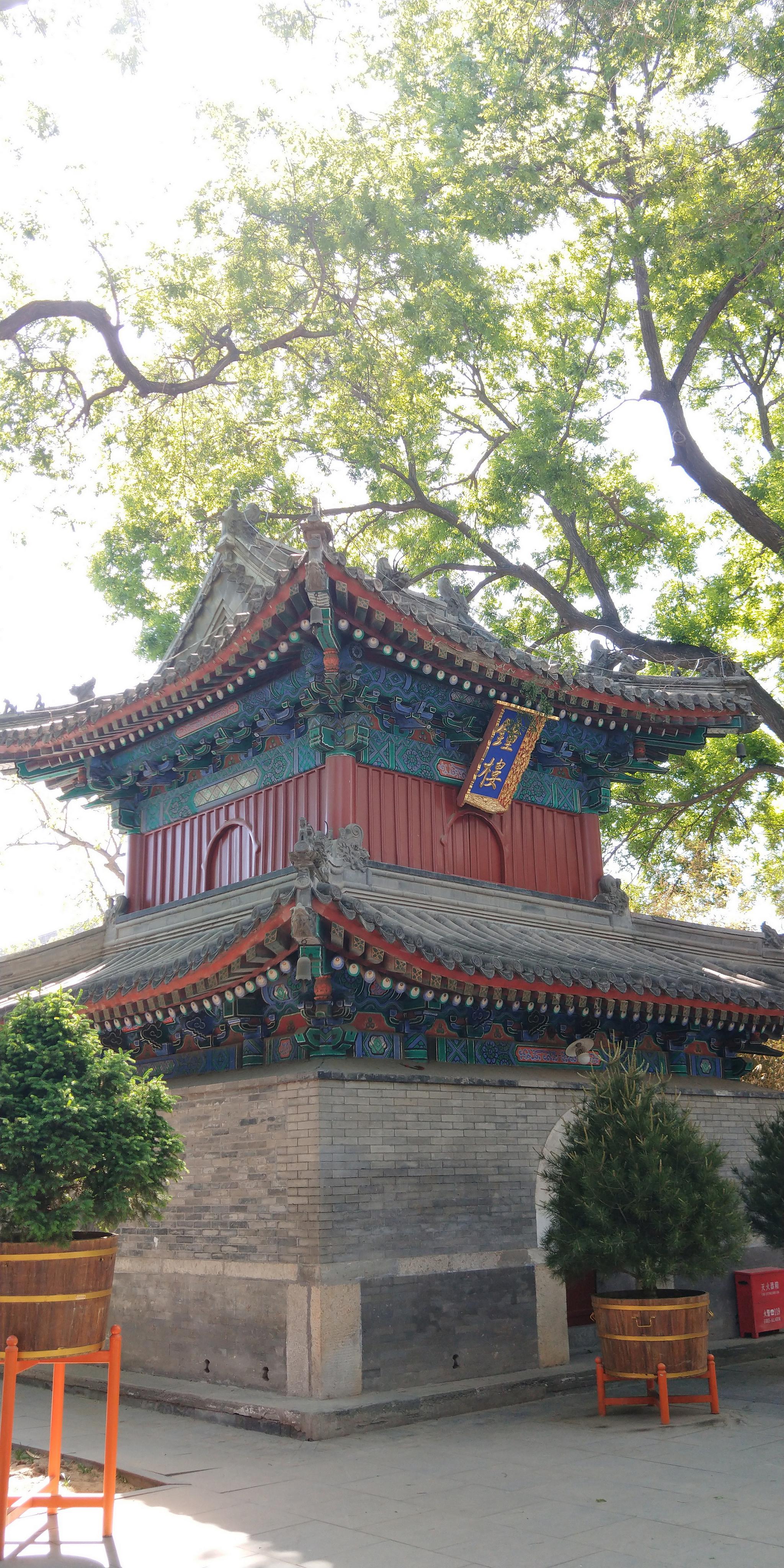 思窝花脸广济寺北京著名的内八刹之一中国佛教协会所在地