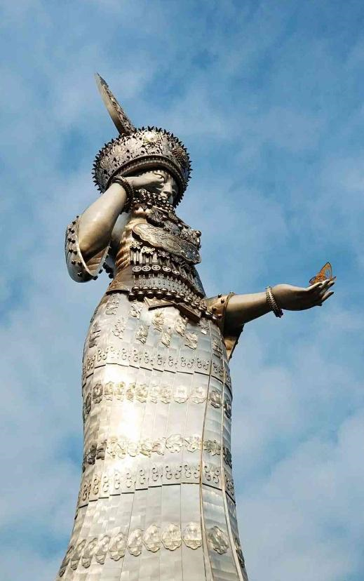 全世界最大的苗族美神雕像,比自由女神像还高20米休闲区蓝鸢梦想 - Www.slyday.coM 全世界最大的苗族美神雕像,比自由女神像还高20米休闲区蓝鸢梦想 - Www.slyday.coM