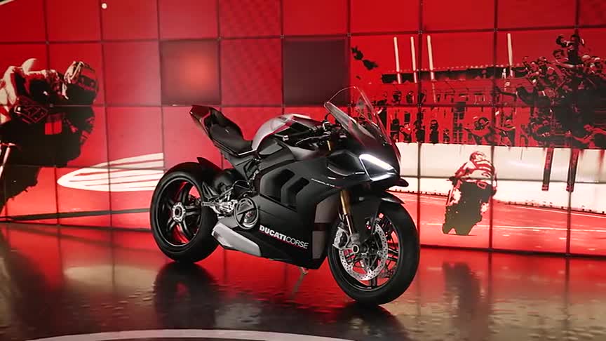 带翅膀的杜卡迪v4sp全球限量版