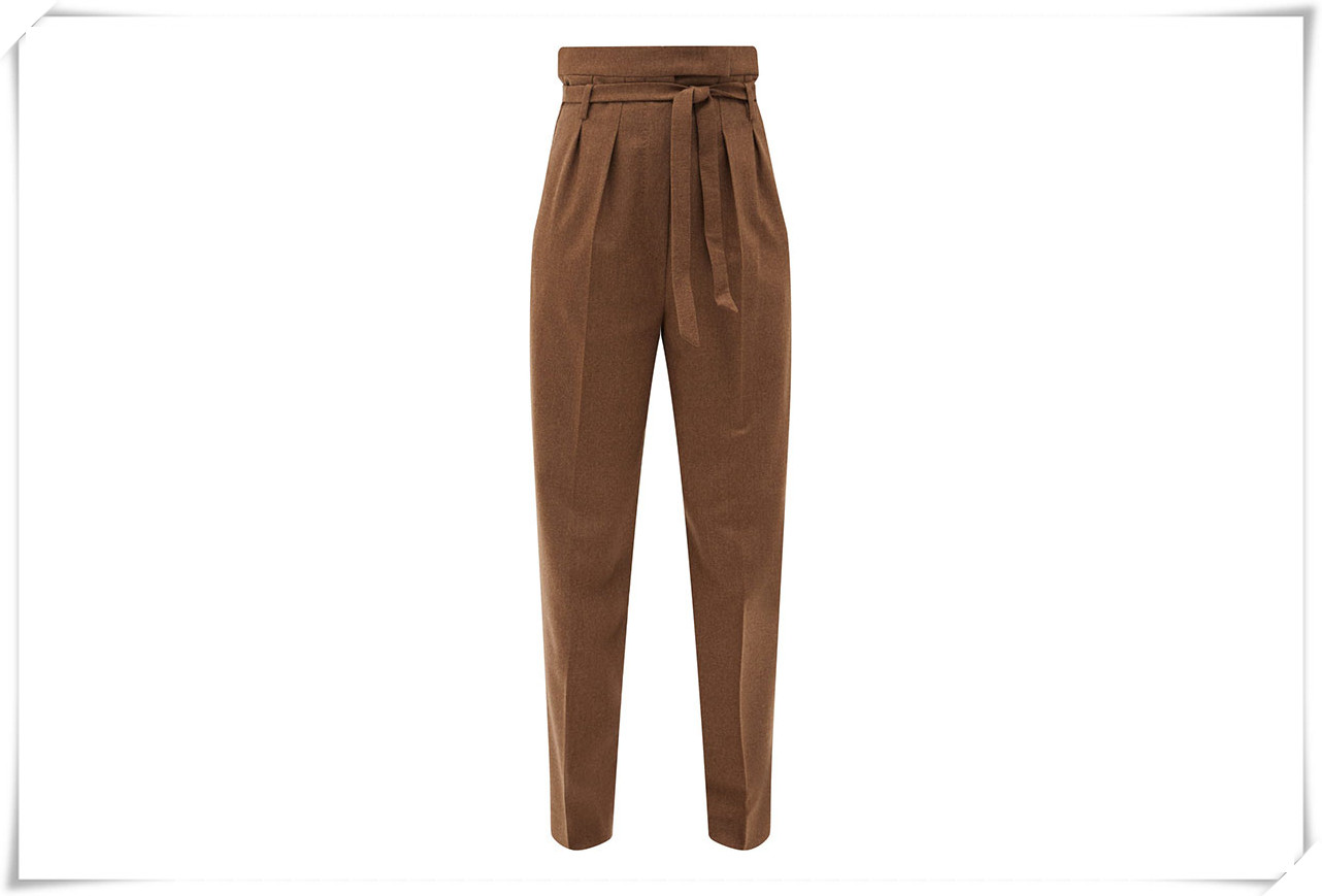 告别全黑穿搭吧!本季的街头女生都用它穿出知性复古时尚感休闲区蓝鸢梦想 - Www.slyday.coM 告别全黑穿搭吧!本季的街头女生都用它穿出知性复古时尚感休闲区蓝鸢梦想 - Www.slyday.coM