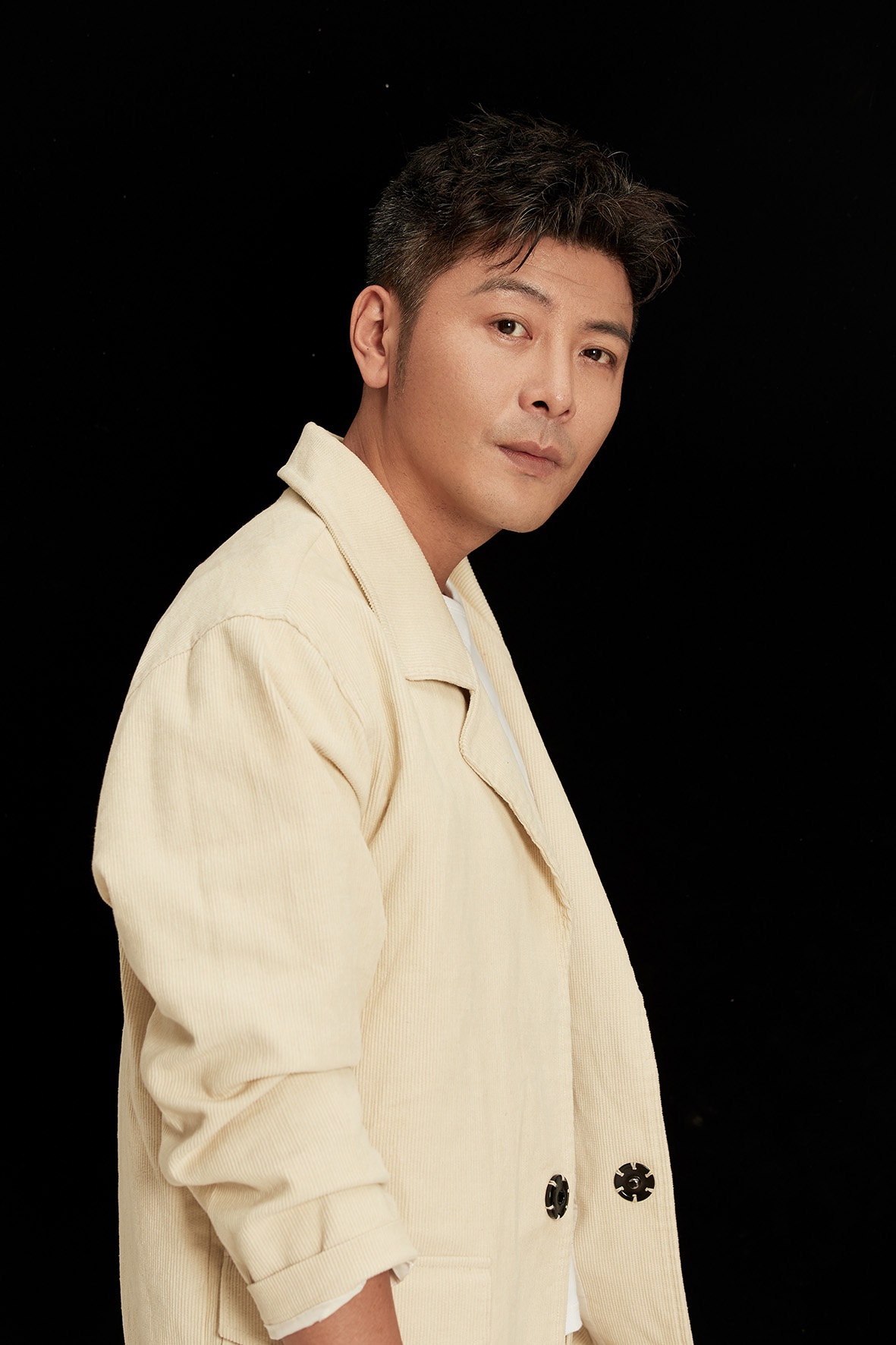 我哥我嫂央八热播02吴其江首演低智儿获好评