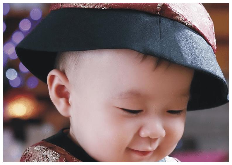 什么样的宝宝，长大之后会成为一个懒人？是你们家宝宝吗休闲区蓝鸢梦想 - Www.slyday.coM