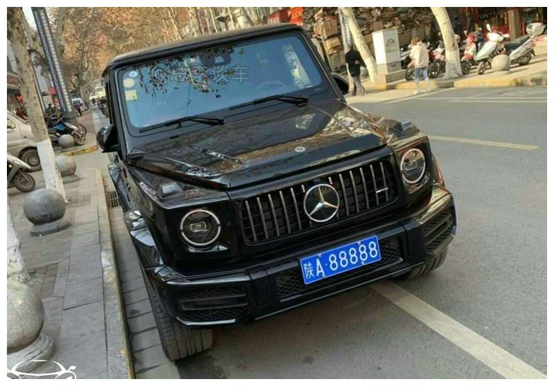 在网上估值了一下,陕a88888车牌价值272万,估值仅供参考.