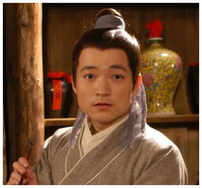 43岁"吕秀才"喻恩泰?现实中也是个超级学霸,如今考到双博士