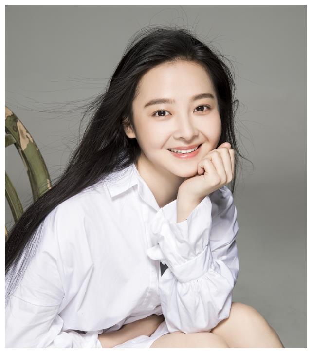 14岁把"初恋"给了释小龙,大家都喊话别整容,如今颜值碾压当红|杨丽晓