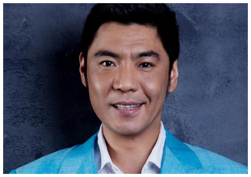 经典的音乐人,屠洪刚的每一首歌,均显得阳刚而又大气