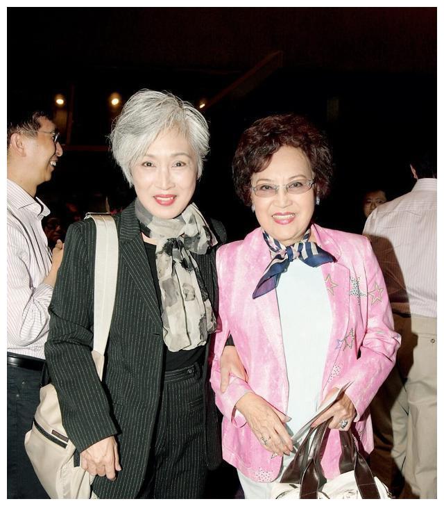 李香琴遗容嘴唇发红如熟睡一般,女儿公开妈妈患病细节及丧礼时间