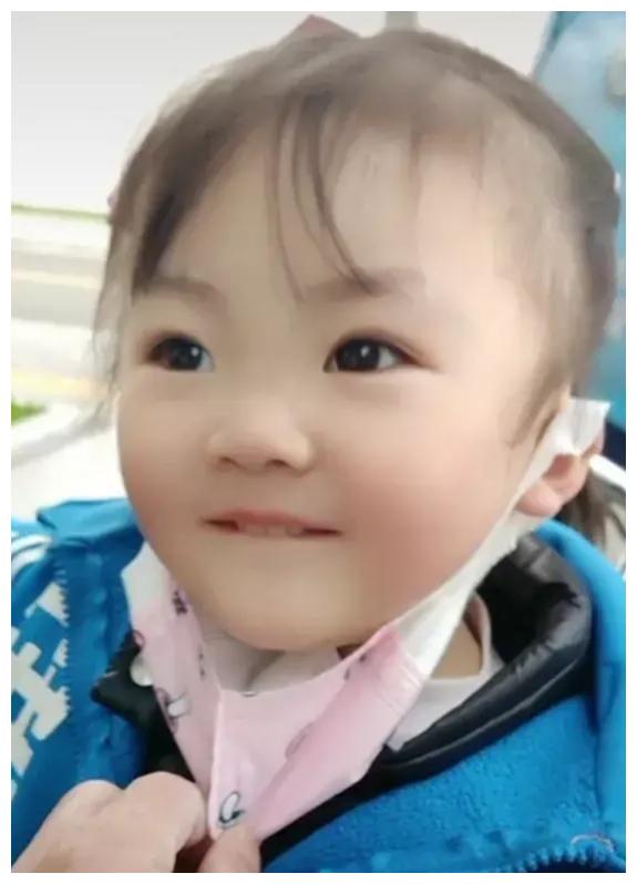 藏在外卖箱的宝宝霏儿,出生6个月跟着爸爸送外卖,如今怎样了?休闲区蓝鸢梦想 - Www.slyday.coM 藏在外卖箱的宝宝霏儿,出生6个月跟着爸爸送外卖,如今怎样了?休闲区蓝鸢梦想 - Www.slyday.coM