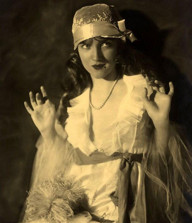 19世纪俄罗斯美女照片,你喜欢哪一款?