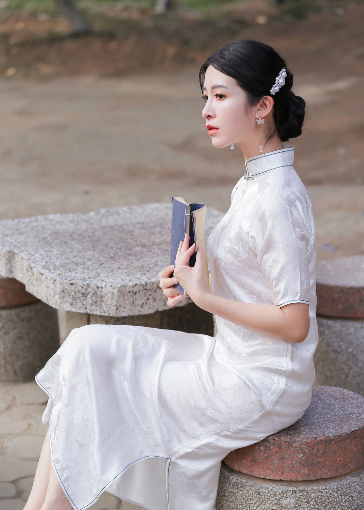 能驾驭白色的女人,一定有非常好的气质,身材是最标准的_高清图集_新浪