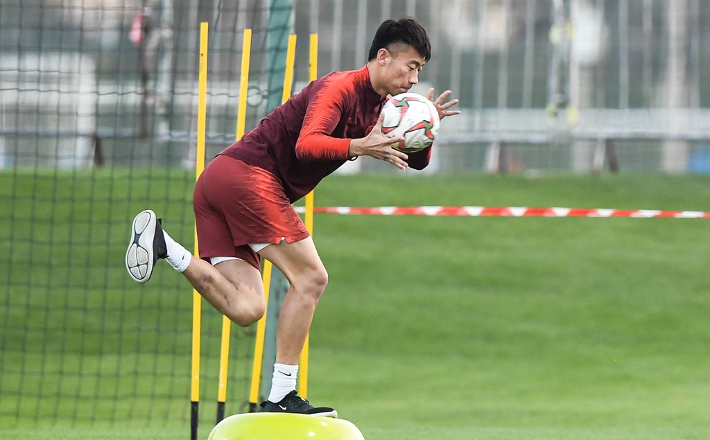 刚出狱后面临球队动荡,曾7000万转会,妻子是主持人