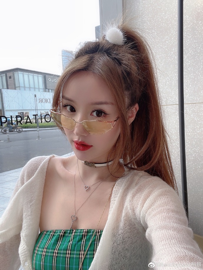 美女网红模特bearbybear熊熊迷人美照好漂亮