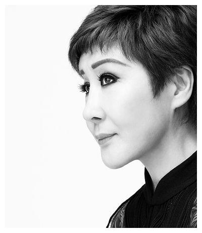 李小龙死在她床上向华强娶她为妻这个叫丁佩的女人有多狠