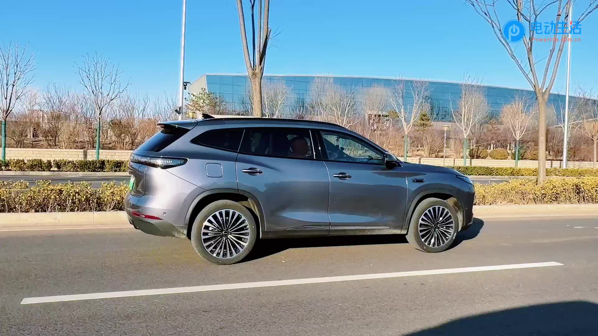 星途ET5试驾 猎鹰700加持舒适性拉满，推荐激光雷达款