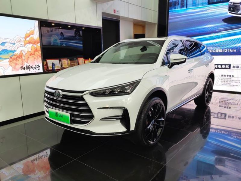 2021款比亚迪唐到店实拍配置人机交互1658万起续航565km