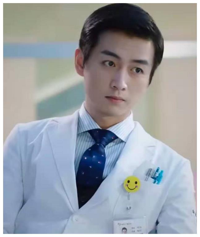 陈晓王子文了不起的儿科医生爱心面对患儿让人感动点赞