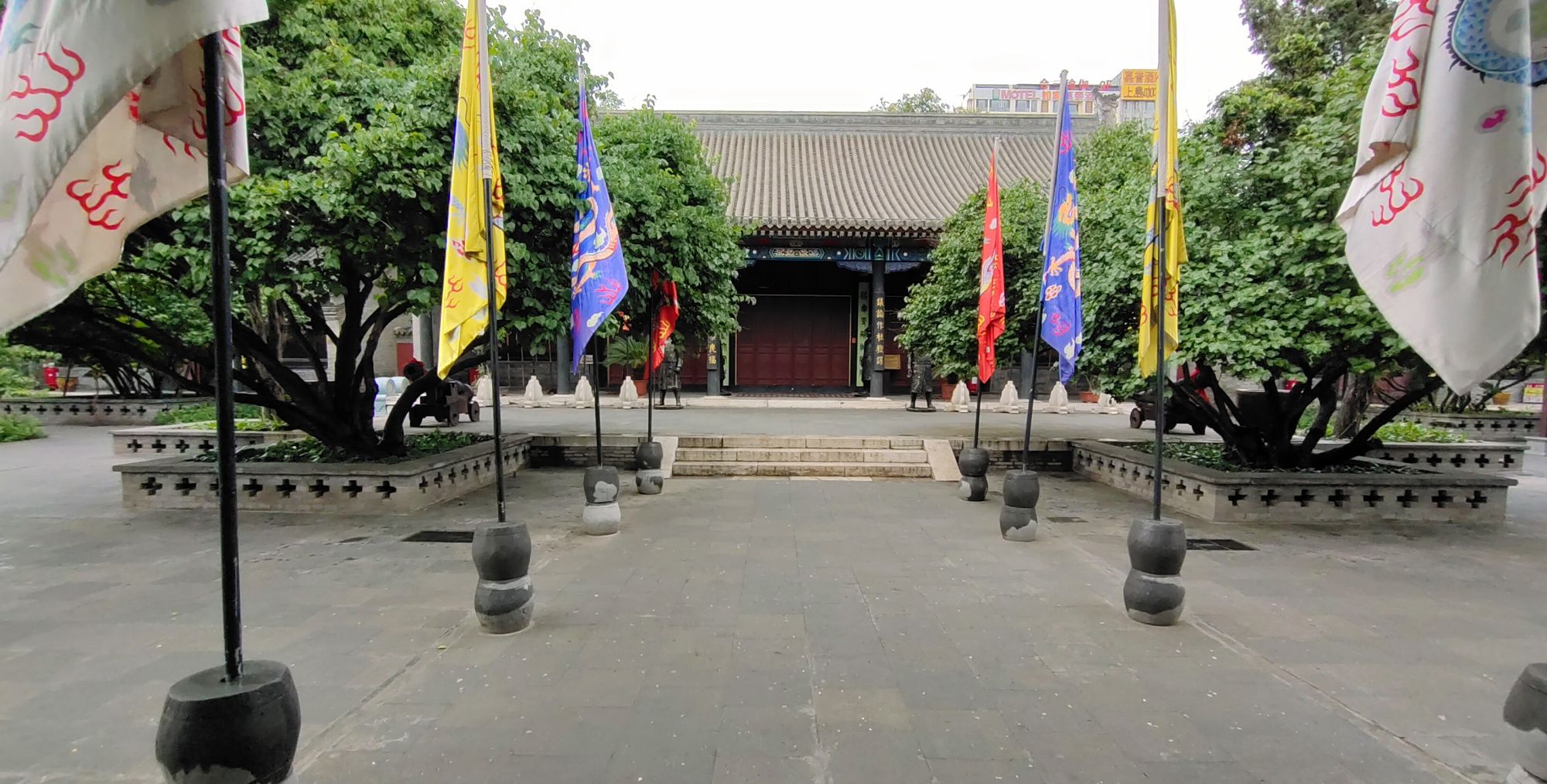 探访呼和浩特绥远将军衙署,漠南第一府恢弘再现,仿佛穿越古战场