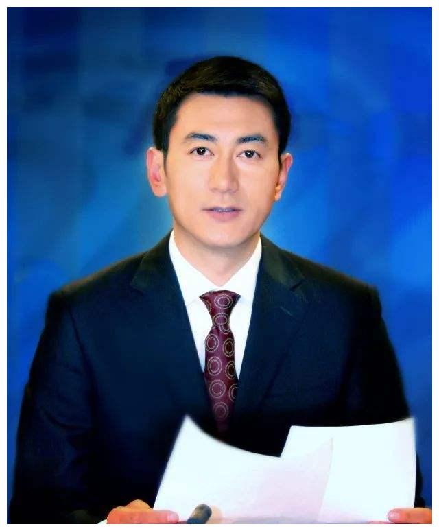 一个白天工作一个晚上工作,今恩爱16年惹人羡|央视|郑天亮|鲁健_新浪